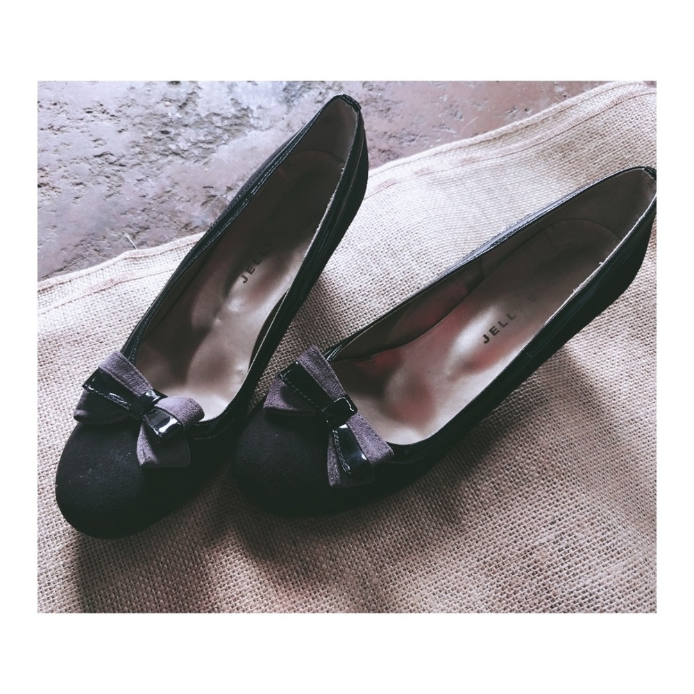 Made in Japan Bow Suede Pumps NEW